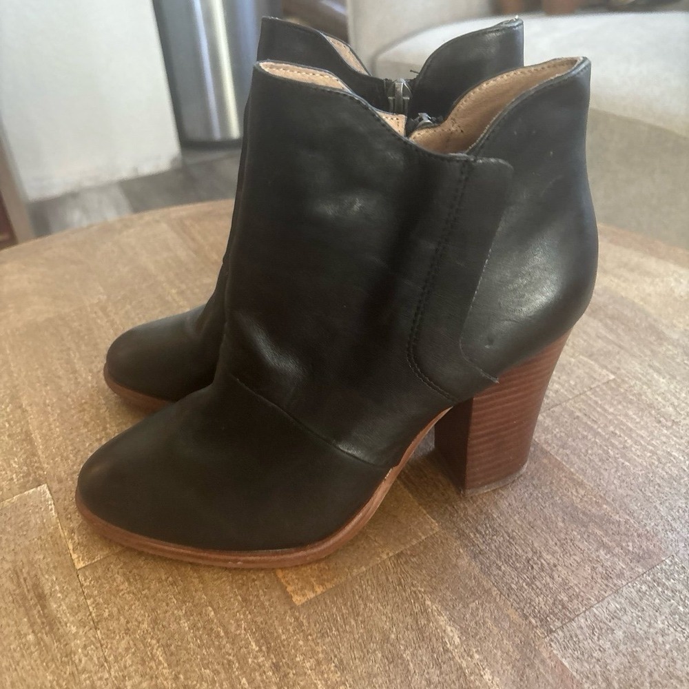 Women's Halogen Black Leather Ankle Boots Booties Size‎ 9.5